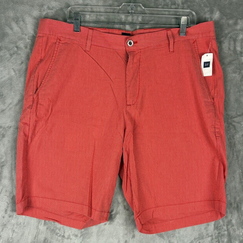 Gap Mens Red White Micro Striped‎ Flat Front Shorts Size 38 NWT